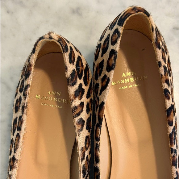 ANN MASHBURN Leopard Print Flats - Picture 2 of 5